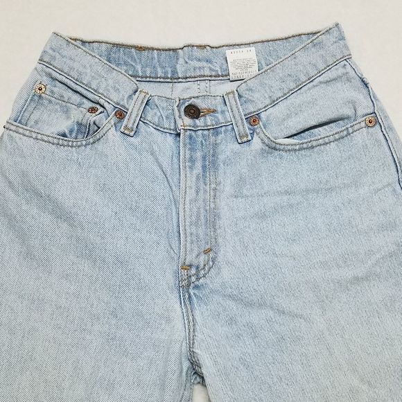 Vintage Levi's Jeans - Picture 5 of 13